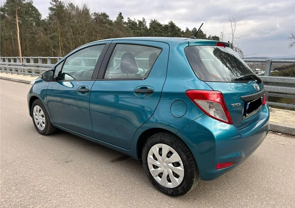 Toyota Yaris cena 26900 przebieg: 158000, rok produkcji 2012 z Kraków małe 172